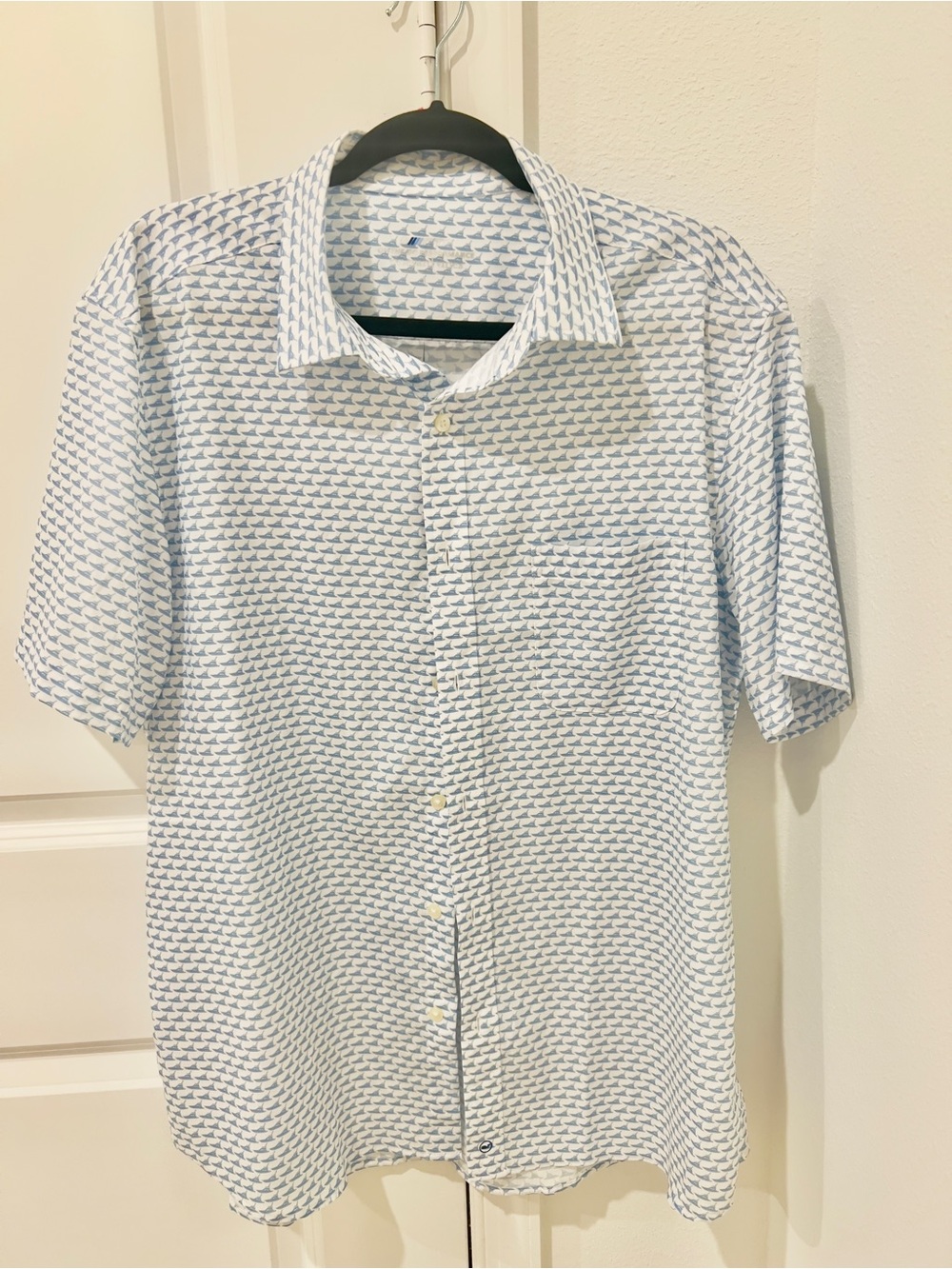 Vineyard Vines On-The-Go Performance Shirt L Boat Print
